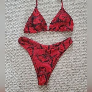 SHEIN Red Snake Print Bikini